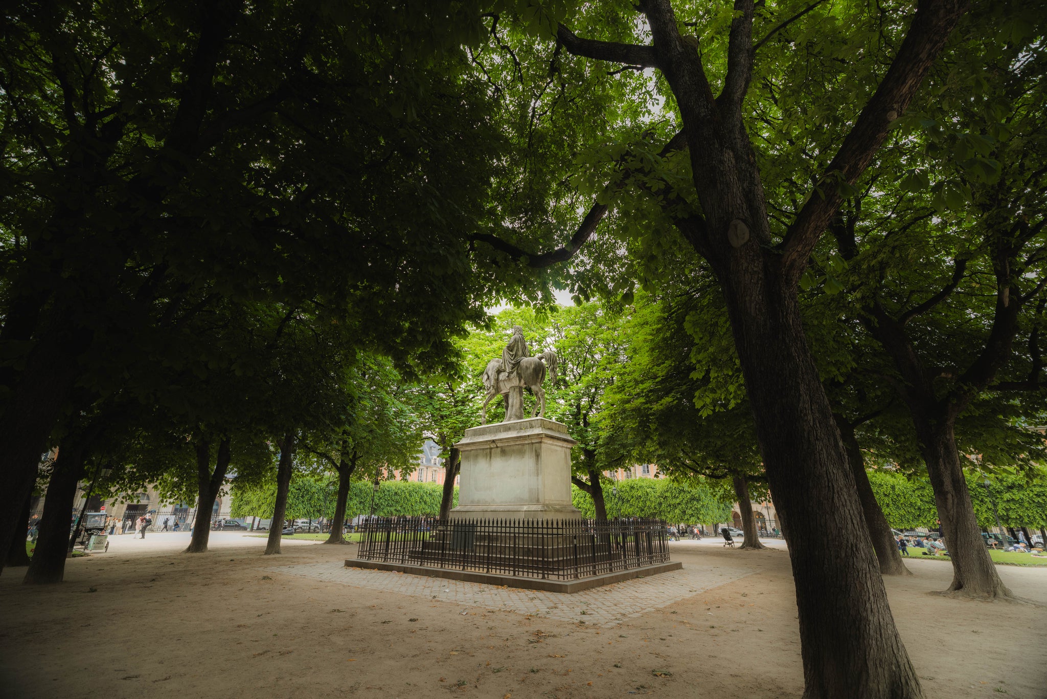 Place des Vosges, Paris